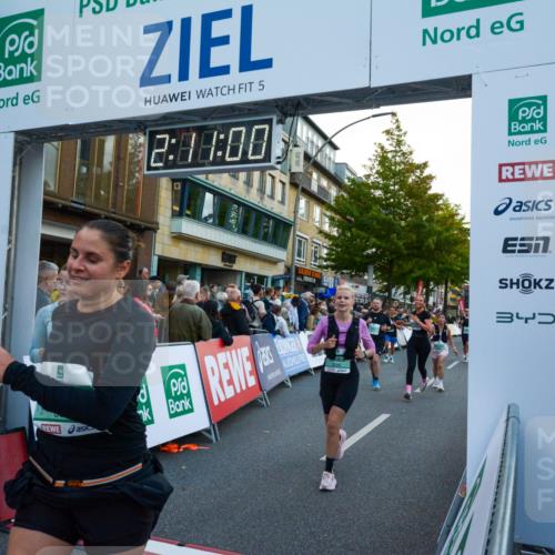 20.09.2026 - PSD Bank Halbmarathon LAZAROV Photography http://msf.ph/oto/10554922 20.09.2026 12:11:00 Ziel 1569, 1752, 1756, 2335, 2359, 2602, 2610, 3344, 3396, 3405, 3475, 3680, 3752, 3877, 4186, 4401, 4402, 4530 meine-sportfotos.de