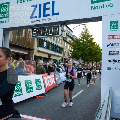 20.09.2026 - PSD Bank Halbmarathon LAZAROV Photography http://msf.ph/oto/10554923 20.09.2026 12:11:00 Ziel 1569, 1752, 1756, 2335, 2359, 2602, 2610, 3344, 3396, 3405, 3475, 3680, 3752, 3877, 4186, 4401, 4402, 4530 meine-sportfotos.de