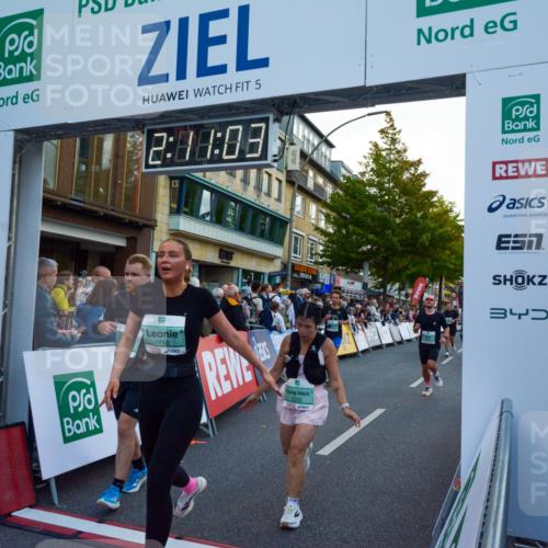 20.09.2026 - PSD Bank Halbmarathon LAZAROV Photography http://msf.ph/oto/10554933 20.09.2026 12:11:03 Ziel 1752, 1756, 2335, 2359, 2602, 2610, 3344, 3396, 3405, 3680, 3752, 3877, 4401, 4402 meine-sportfotos.de