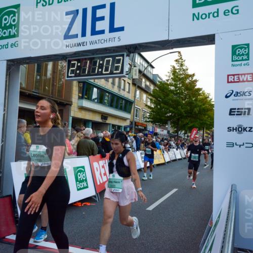 20.09.2026 - PSD Bank Halbmarathon LAZAROV Photography http://msf.ph/oto/10554935 20.09.2026 12:11:03 Ziel 1752, 1756, 2335, 2359, 2602, 2610, 3344, 3396, 3405, 3680, 3752, 3877, 4401, 4402 meine-sportfotos.de