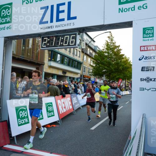 20.09.2026 - PSD Bank Halbmarathon LAZAROV Photography http://msf.ph/oto/10554945 20.09.2026 12:11:06 Ziel 1752, 1756, 2335, 2359, 2602, 2610, 3396, 3405, 3680, 3752, 4401, 4402 meine-sportfotos.de