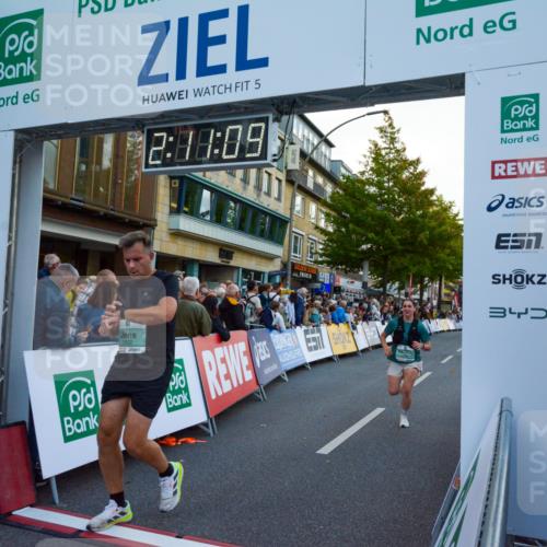 20.09.2026 - PSD Bank Halbmarathon LAZAROV Photography http://msf.ph/oto/10554957 20.09.2026 12:11:09 Ziel 1752, 1756, 2335, 2359, 2602, 2610, 3405, 3752, 4401, 4402 meine-sportfotos.de