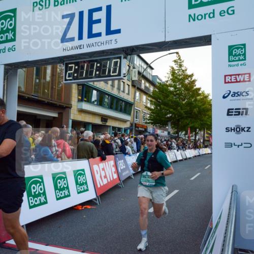 20.09.2026 - PSD Bank Halbmarathon LAZAROV Photography http://msf.ph/oto/10554962 20.09.2026 12:11:10 Ziel 1752, 2602, 2610, 2719, 3405, 3752, 4401, 4402 meine-sportfotos.de