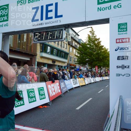 20.09.2026 - PSD Bank Halbmarathon LAZAROV Photography http://msf.ph/oto/10554965 20.09.2026 12:11:11 Ziel 1752, 2602, 2610, 2719, 3405, 3752, 4401, 4402 meine-sportfotos.de