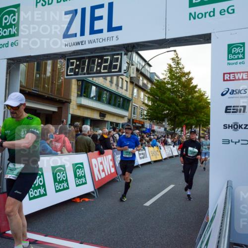 20.09.2026 - PSD Bank Halbmarathon LAZAROV Photography http://msf.ph/oto/10554969 20.09.2026 12:11:22 Ziel 1267, 1478, 2357, 2368, 2719, 2739, 2893, 3145, 3172, 3261, 3814, 4452 meine-sportfotos.de