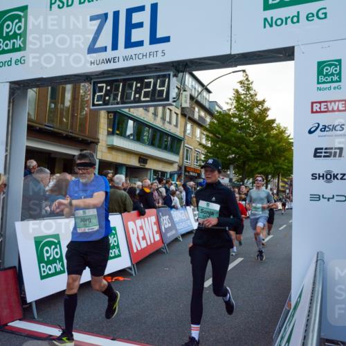 20.09.2026 - PSD Bank Halbmarathon LAZAROV Photography http://msf.ph/oto/10554973 20.09.2026 12:11:23 Ziel 1267, 1478, 2357, 2368, 2719, 2739, 2893, 3145, 3172, 3261, 3814, 4452 meine-sportfotos.de