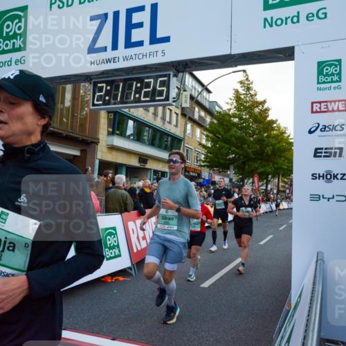 20.09.2026 - PSD Bank Halbmarathon LAZAROV Photography http://msf.ph/oto/10554979 20.09.2026 12:11:24 Ziel 1267, 1478, 2357, 2368, 2475, 2719, 2739, 2893, 3145, 3172, 3261, 3814, 3853, 3854, 4452 meine-sportfotos.de