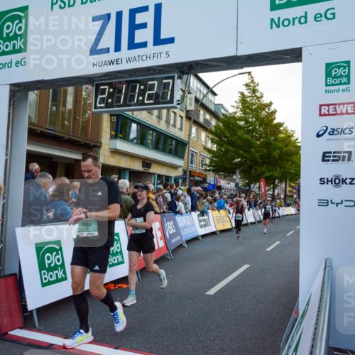 20.09.2026 - PSD Bank Halbmarathon LAZAROV Photography http://msf.ph/oto/10554982 20.09.2026 12:11:27 Ziel 1267, 1478, 1579, 2357, 2368, 2475, 2719, 2739, 2893, 3145, 3172, 3261, 3814, 3853, 3854, 4452 meine-sportfotos.de