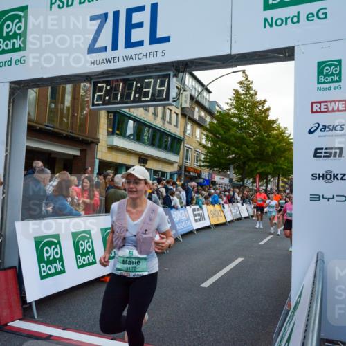 20.09.2026 - PSD Bank Halbmarathon LAZAROV Photography http://msf.ph/oto/10554997 20.09.2026 12:11:33 Ziel 1267, 1579, 2081, 2243, 2357, 2368, 2475, 3094, 3172, 3261, 3853, 3854, 4129, 4452 meine-sportfotos.de