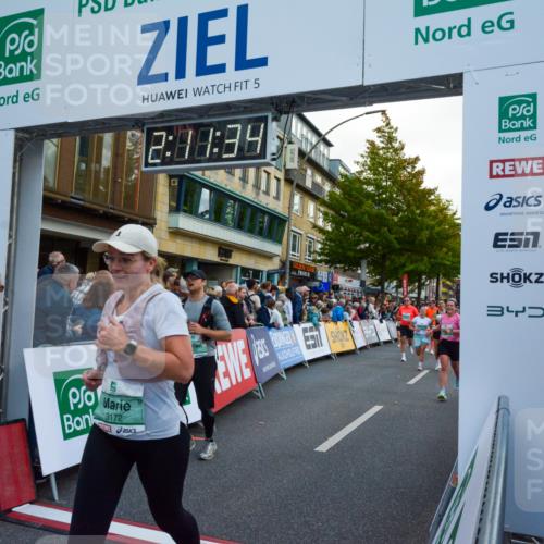 20.09.2026 - PSD Bank Halbmarathon LAZAROV Photography http://msf.ph/oto/10554998 20.09.2026 12:11:34 Ziel 1267, 1579, 2081, 2243, 2368, 2475, 3094, 3172, 3261, 3853, 3854, 4129, 4452 meine-sportfotos.de