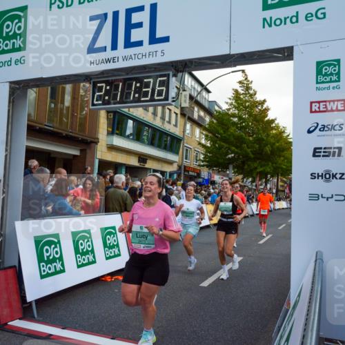 20.09.2026 - PSD Bank Halbmarathon LAZAROV Photography http://msf.ph/oto/10555003 20.09.2026 12:11:35 Ziel 1579, 2081, 2243, 2368, 2475, 3094, 3172, 3261, 3853, 3854, 4129, 4452 meine-sportfotos.de