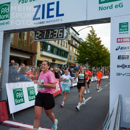 20.09.2026 - PSD Bank Halbmarathon LAZAROV Photography http://msf.ph/oto/10555004 20.09.2026 12:11:36 Ziel 1579, 2081, 2243, 2368, 2475, 3094, 3172, 3261, 3853, 3854, 4129, 4452 meine-sportfotos.de