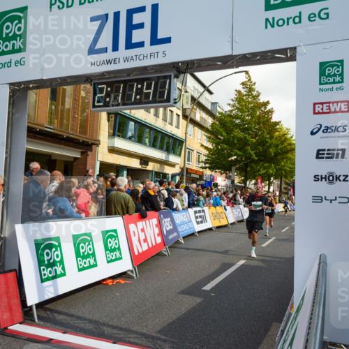 20.09.2026 - PSD Bank Halbmarathon LAZAROV Photography http://msf.ph/oto/10555023 20.09.2026 12:11:41 Ziel 1579, 1858, 2081, 2243, 2475, 3094, 3210, 3853, 3854, 4129 meine-sportfotos.de