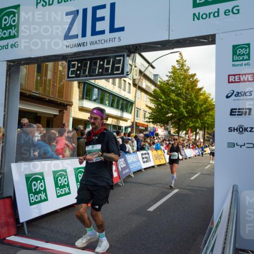 20.09.2026 - PSD Bank Halbmarathon LAZAROV Photography http://msf.ph/oto/10555024 20.09.2026 12:11:42 Ziel 1579, 1858, 2081, 2243, 2475, 3094, 3210, 3853, 3854, 4129 meine-sportfotos.de