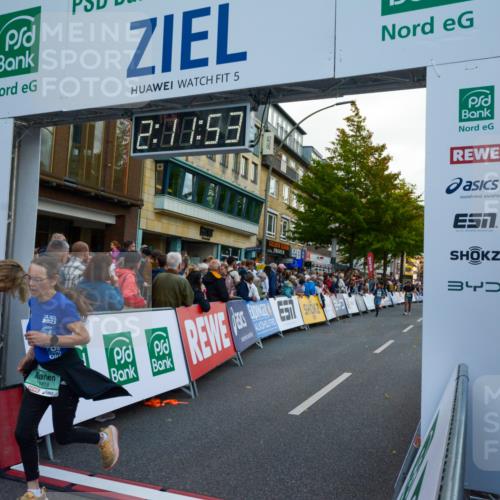 20.09.2026 - PSD Bank Halbmarathon LAZAROV Photography http://msf.ph/oto/10555046 20.09.2026 12:11:52 Ziel 1858, 3017, 3210, 4375 meine-sportfotos.de
