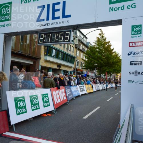 20.09.2026 - PSD Bank Halbmarathon LAZAROV Photography http://msf.ph/oto/10555050 20.09.2026 12:11:53 Ziel 1274, 1858, 3017, 3210, 4375 meine-sportfotos.de