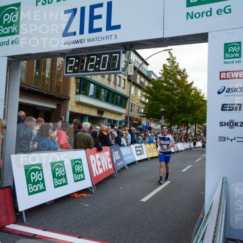 20.09.2026 - PSD Bank Halbmarathon LAZAROV Photography http://msf.ph/oto/10555063 20.09.2026 12:12:06 Ziel 1274, 1419, 1420, 1675, 1967, 3017, 3098, 3133, 3224, 4375 meine-sportfotos.de