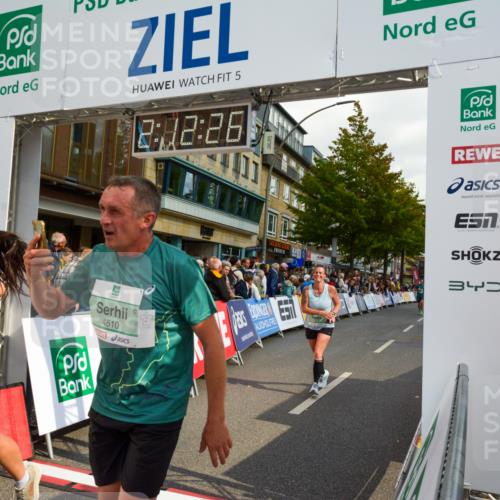 20.09.2026 - PSD Bank Halbmarathon LAZAROV Photography http://msf.ph/oto/10555113 20.09.2026 12:12:25 Ziel 1119, 3019, 3711, 4050, 4510, 4798 meine-sportfotos.de