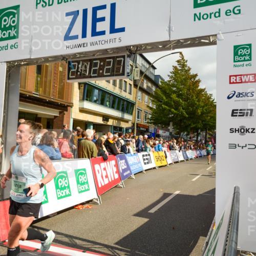 20.09.2026 - PSD Bank Halbmarathon LAZAROV Photography http://msf.ph/oto/10555117 20.09.2026 12:12:27 Ziel 1119, 3019, 3711, 4510, 4798 meine-sportfotos.de