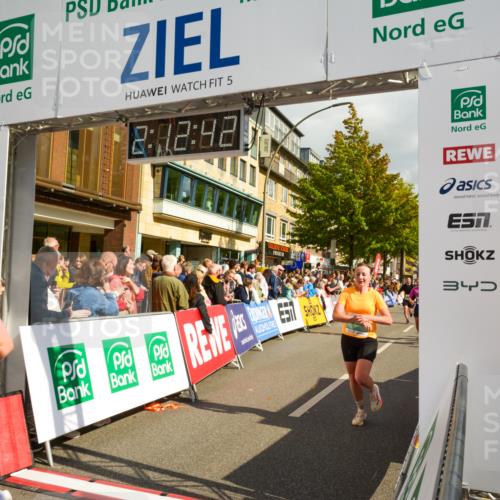 20.09.2026 - PSD Bank Halbmarathon LAZAROV Photography http://msf.ph/oto/10555138 20.09.2026 12:12:42 Ziel 1170, 1171, 2129, 2260, 2428, 2764, 2804, 2851, 3443, 4246, 4384 meine-sportfotos.de