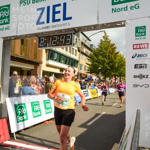 20.09.2026 - PSD Bank Halbmarathon LAZAROV Photography http://msf.ph/oto/10555143 20.09.2026 12:12:43 Ziel 1170, 1171, 1963, 2129, 2260, 2428, 2764, 2804, 2851, 3443, 3587, 4246, 4384 meine-sportfotos.de