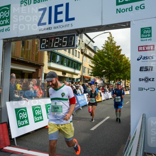 20.09.2026 - PSD Bank Halbmarathon LAZAROV Photography http://msf.ph/oto/10555163 20.09.2026 12:12:50 Ziel 1170, 1171, 1963, 2428, 2764, 2804, 3443, 3587, 4384 meine-sportfotos.de
