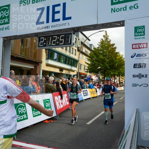 20.09.2026 - PSD Bank Halbmarathon LAZAROV Photography http://msf.ph/oto/10555166 20.09.2026 12:12:51 Ziel 1170, 1171, 1963, 2428, 2764, 2804, 3443, 3587, 4384 meine-sportfotos.de