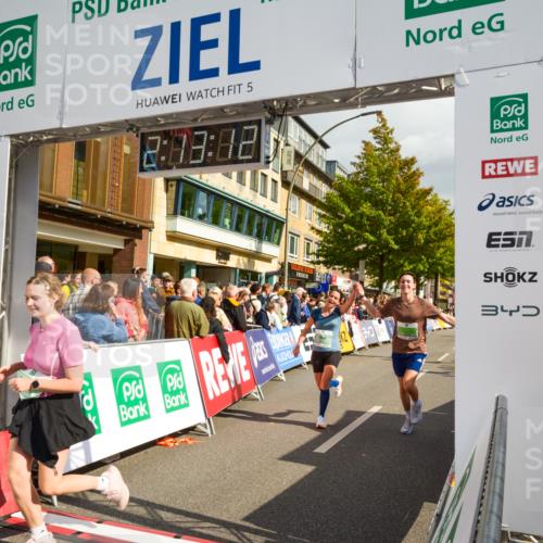 20.09.2026 - PSD Bank Halbmarathon LAZAROV Photography http://msf.ph/oto/10555209 20.09.2026 12:13:11 Ziel 1030, 1125, 1322, 1341, 2521, 3970, 3971, 4466, 4668 meine-sportfotos.de