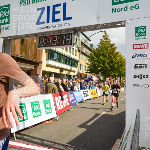20.09.2026 - PSD Bank Halbmarathon LAZAROV Photography http://msf.ph/oto/10555219 20.09.2026 12:13:13 Ziel 1030, 1125, 1190, 1322, 1341, 2521, 3503, 3970, 3971, 4466, 4668 meine-sportfotos.de