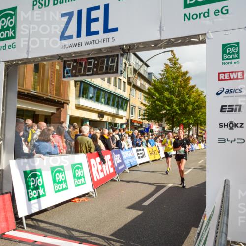 20.09.2026 - PSD Bank Halbmarathon LAZAROV Photography http://msf.ph/oto/10555220 20.09.2026 12:13:13 Ziel 1030, 1125, 1190, 1322, 1341, 2521, 3503, 3970, 3971, 4466, 4668 meine-sportfotos.de
