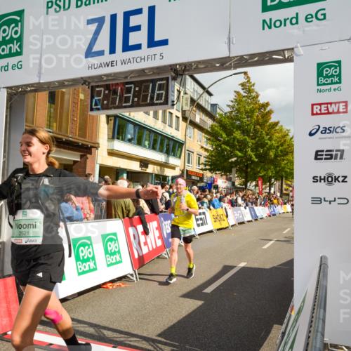 20.09.2026 - PSD Bank Halbmarathon LAZAROV Photography http://msf.ph/oto/10555223 20.09.2026 12:13:15 Ziel 1125, 1190, 1213, 1322, 1341, 2521, 3503, 3970, 3971, 4668 meine-sportfotos.de