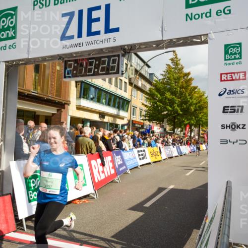 20.09.2026 - PSD Bank Halbmarathon LAZAROV Photography http://msf.ph/oto/10555248 20.09.2026 12:13:28 Ziel 1077, 1190, 1213, 1226, 1722, 1964, 3398, 3503, 3739, 4590, 4797 meine-sportfotos.de