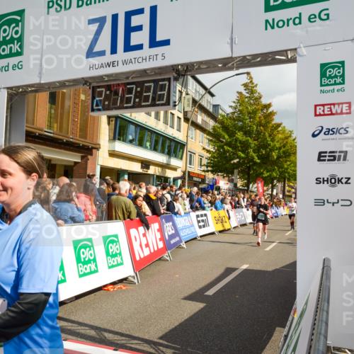 20.09.2026 - PSD Bank Halbmarathon LAZAROV Photography http://msf.ph/oto/10555262 20.09.2026 12:13:33 Ziel 1077, 1226, 1722, 1964, 3398, 3739, 4590, 4797 meine-sportfotos.de