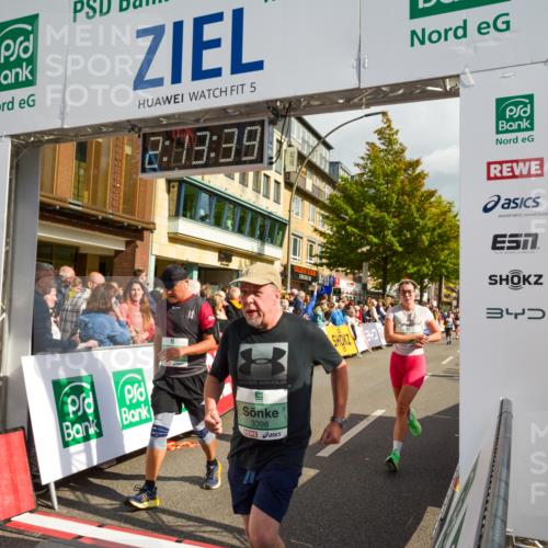 20.09.2026 - PSD Bank Halbmarathon LAZAROV Photography http://msf.ph/oto/10555289 20.09.2026 12:13:39 Ziel 1038, 1077, 1226, 1380, 1387, 1490, 1964, 2091, 2604, 3398, 3739, 4283, 4444, 4590 meine-sportfotos.de