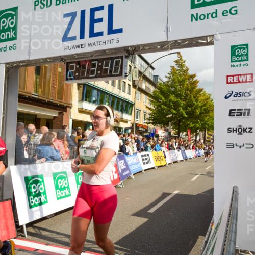 20.09.2026 - PSD Bank Halbmarathon LAZAROV Photography http://msf.ph/oto/10555293 20.09.2026 12:13:40 Ziel 1038, 1077, 1226, 1380, 1387, 1490, 1964, 2091, 2162, 2604, 3398, 3739, 3792, 4283, 4444, 4590 meine-sportfotos.de