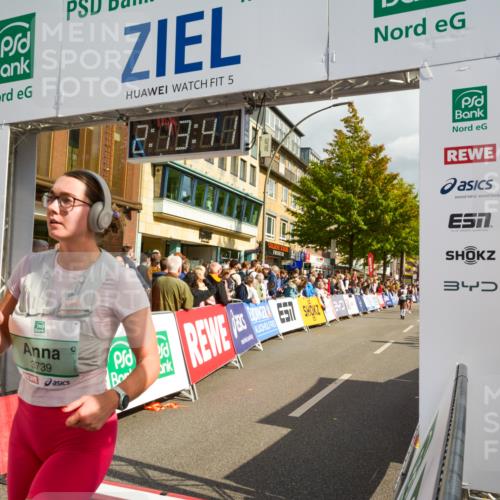 20.09.2026 - PSD Bank Halbmarathon LAZAROV Photography http://msf.ph/oto/10555294 20.09.2026 12:13:40 Ziel 1038, 1077, 1226, 1380, 1387, 1490, 1964, 2091, 2162, 2604, 3398, 3739, 3792, 4283, 4444, 4590 meine-sportfotos.de