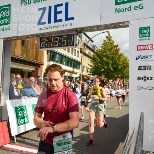 20.09.2026 - PSD Bank Halbmarathon LAZAROV Photography http://msf.ph/oto/10555323 20.09.2026 12:13:51 Ziel 1038, 1049, 1109, 1339, 1380, 1387, 1397, 1463, 1490, 1524, 2091, 2162, 2604, 2856, 3030, 3792, 4283, 4444 meine-sportfotos.de