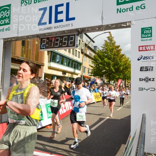 20.09.2026 - PSD Bank Halbmarathon LAZAROV Photography http://msf.ph/oto/10555328 20.09.2026 12:13:52 Ziel 1038, 1049, 1109, 1339, 1380, 1387, 1397, 1463, 1490, 1524, 2091, 2162, 2604, 2856, 3030, 3792, 4207, 4283, 4444 meine-sportfotos.de