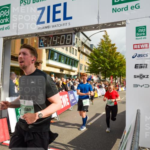 20.09.2026 - PSD Bank Halbmarathon LAZAROV Photography http://msf.ph/oto/10555386 20.09.2026 12:14:08 Ziel 1049, 1373, 1397, 1588, 1935, 2341, 2609, 3471, 3509, 3572, 4207, 4438 meine-sportfotos.de