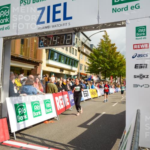 20.09.2026 - PSD Bank Halbmarathon LAZAROV Photography http://msf.ph/oto/10555396 20.09.2026 12:14:11 Ziel 1373, 1588, 1848, 1935, 2341, 2609, 3471, 3509, 3572, 4438 meine-sportfotos.de