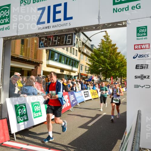 20.09.2026 - PSD Bank Halbmarathon LAZAROV Photography http://msf.ph/oto/10555410 20.09.2026 12:14:15 Ziel 1373, 1588, 1848, 2341, 2609, 3416, 3471, 3572, 3758, 4438 meine-sportfotos.de