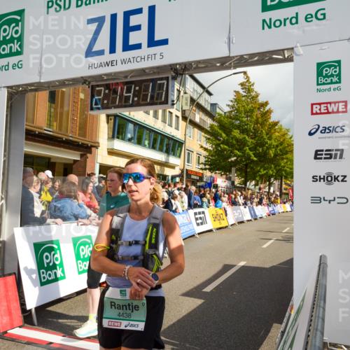 20.09.2026 - PSD Bank Halbmarathon LAZAROV Photography http://msf.ph/oto/10555416 20.09.2026 12:14:17 Ziel 1373, 1588, 1848, 2609, 3416, 3471, 3758, 4438 meine-sportfotos.de