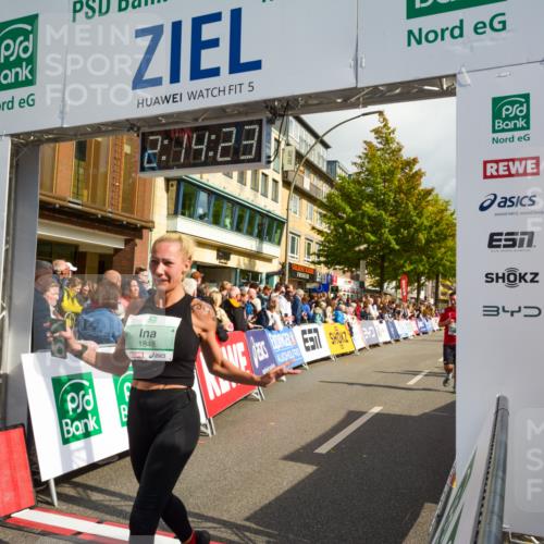 20.09.2026 - PSD Bank Halbmarathon LAZAROV Photography http://msf.ph/oto/10555427 20.09.2026 12:14:22 Ziel 1588, 1848, 2721, 2834, 3055, 3416, 3758, 4438 meine-sportfotos.de