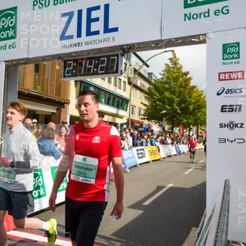 20.09.2026 - PSD Bank Halbmarathon LAZAROV Photography http://msf.ph/oto/10555436 20.09.2026 12:14:26 Ziel 1646, 1848, 2721, 2834, 3055, 3416, 3758, 3946 meine-sportfotos.de