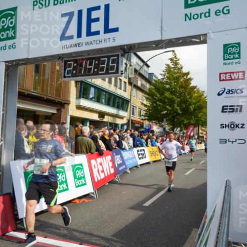 20.09.2026 - PSD Bank Halbmarathon LAZAROV Photography http://msf.ph/oto/10555446 20.09.2026 12:14:35 Ziel 1501, 1646, 1703, 2259, 2415, 2721, 2834, 3055, 3126, 3498, 3946 meine-sportfotos.de