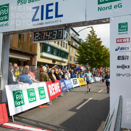 20.09.2026 - PSD Bank Halbmarathon LAZAROV Photography http://msf.ph/oto/10555457 20.09.2026 12:14:37 Ziel 1501, 1646, 1703, 2259, 2415, 2721, 2834, 3055, 3126, 3498, 3946 meine-sportfotos.de
