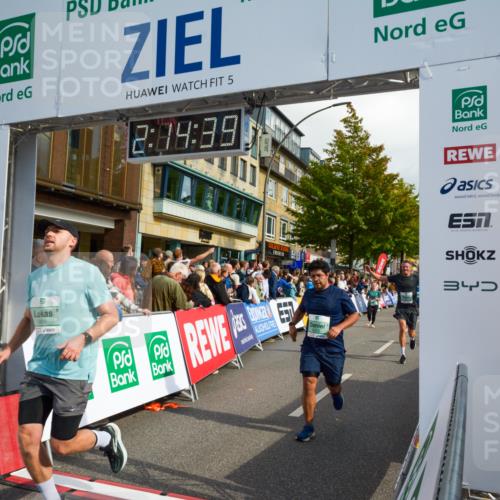 20.09.2026 - PSD Bank Halbmarathon LAZAROV Photography http://msf.ph/oto/10555461 20.09.2026 12:14:39 Ziel 1501, 1646, 1703, 2259, 2415, 3126, 3498, 3946 meine-sportfotos.de