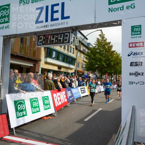 20.09.2026 - PSD Bank Halbmarathon LAZAROV Photography http://msf.ph/oto/10555473 20.09.2026 12:14:42 Ziel 1501, 1646, 1703, 2259, 2415, 3126, 3498 meine-sportfotos.de