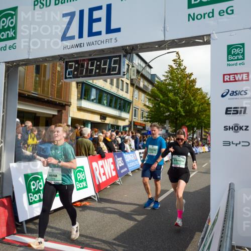 20.09.2026 - PSD Bank Halbmarathon LAZAROV Photography http://msf.ph/oto/10555474 20.09.2026 12:14:44 Ziel 1501, 1703, 2259, 2415, 3126, 3498, 3499 meine-sportfotos.de