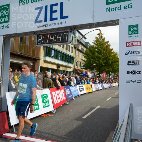 20.09.2026 - PSD Bank Halbmarathon LAZAROV Photography http://msf.ph/oto/10555483 20.09.2026 12:14:47 Ziel 1501, 1703, 1776, 2259, 2700, 3126, 3470, 3499 meine-sportfotos.de